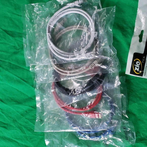Bundle of Cat 5 Ethernet Patch Cables 5 (3ft) 3(6ft) 1(7ft) 1(14ft) - Picture 3 of 10